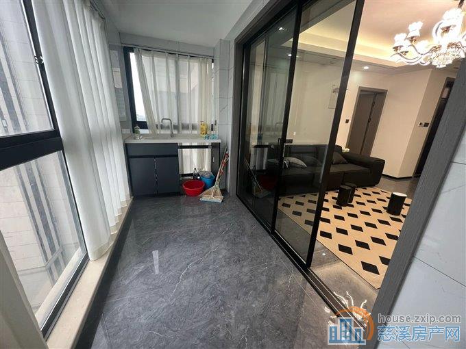  保利俯院江南北区