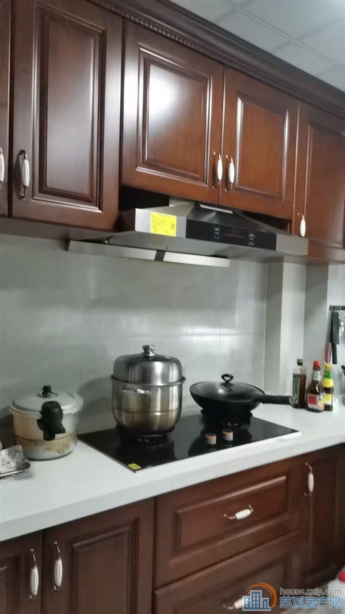 天九街对面 景怡园3楼，143平108万