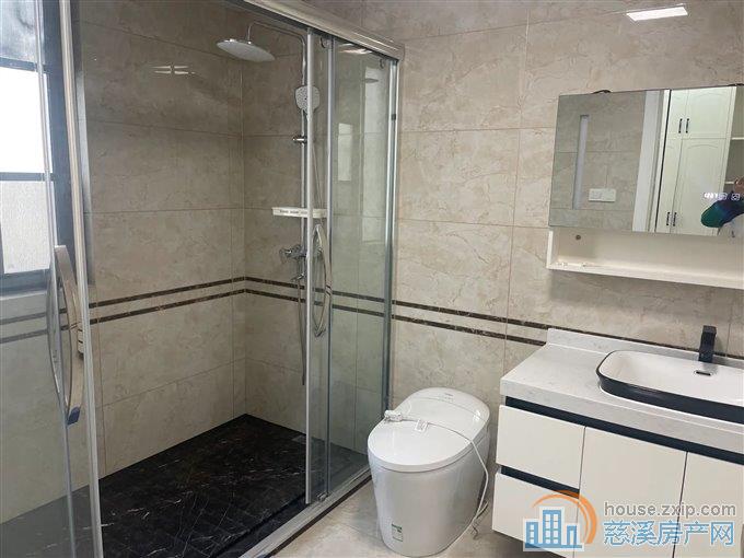 保利俯院江南 精装修 凤凰楼层 位置好