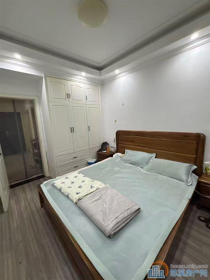 新潮塘南苑60平中等楼层精装车位储藏间