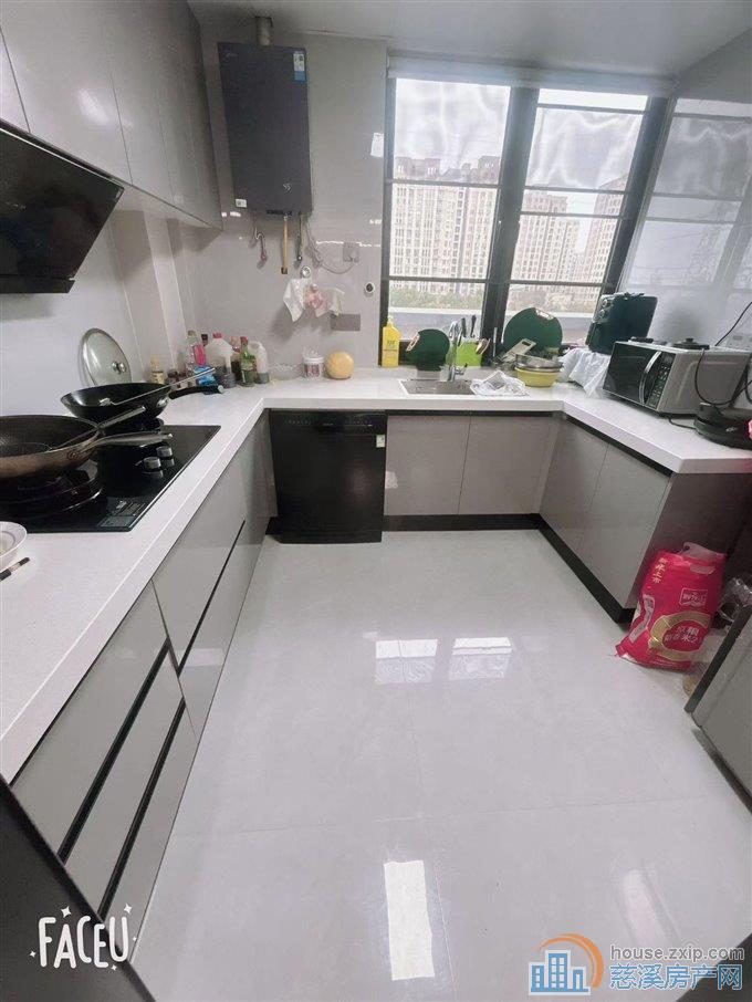 界牌新村142平175万全新现代精装