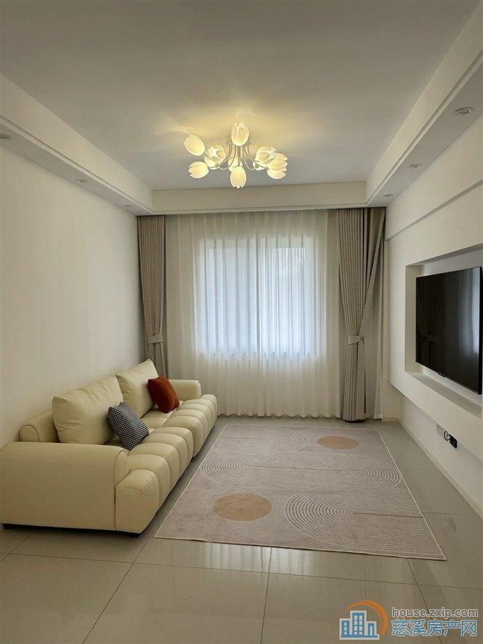 青少年宫路70平115.9万三小上林