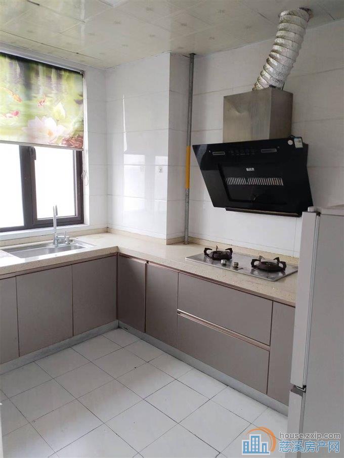 欢乐颂122平三室两厅两卫简单装修