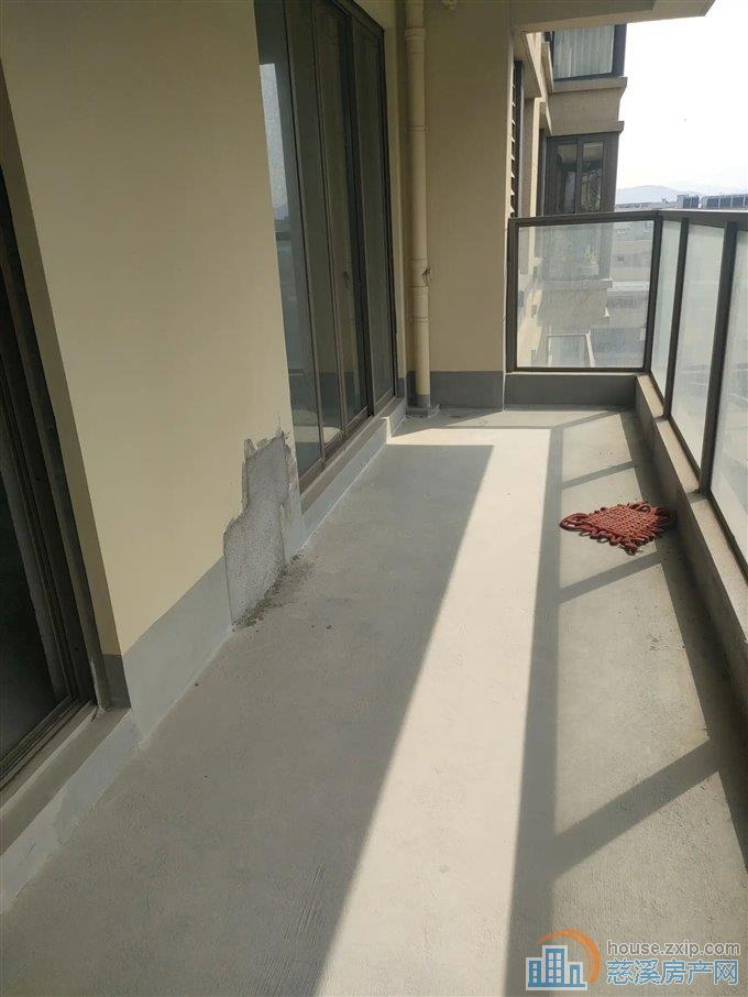 悦华府大平层168平方 位置好 带车位