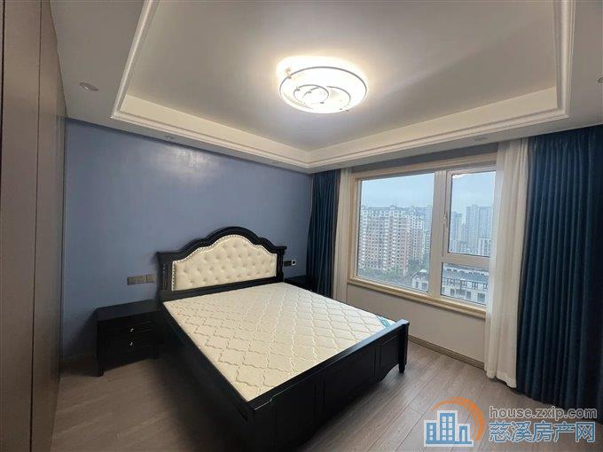  保利俯院江南北区