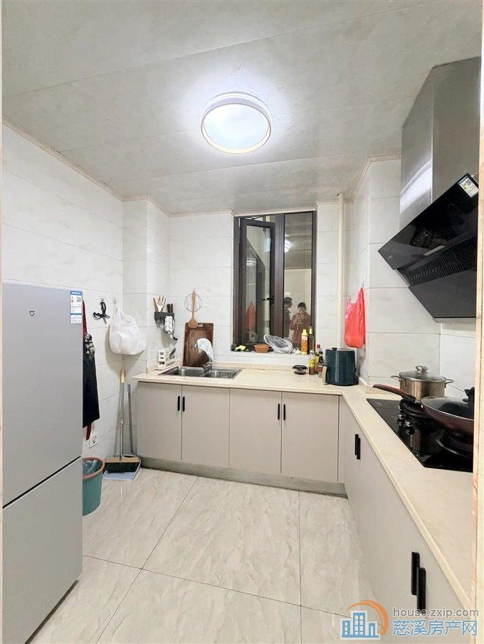 峙山庄园87平69万满五唯一