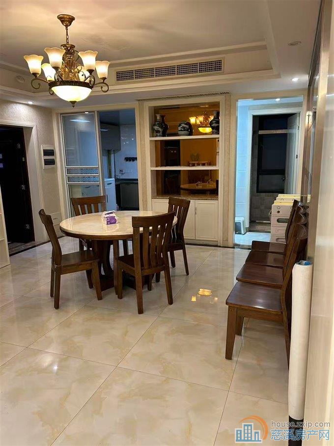 柏顿家园140平米精装3室2厅2卫