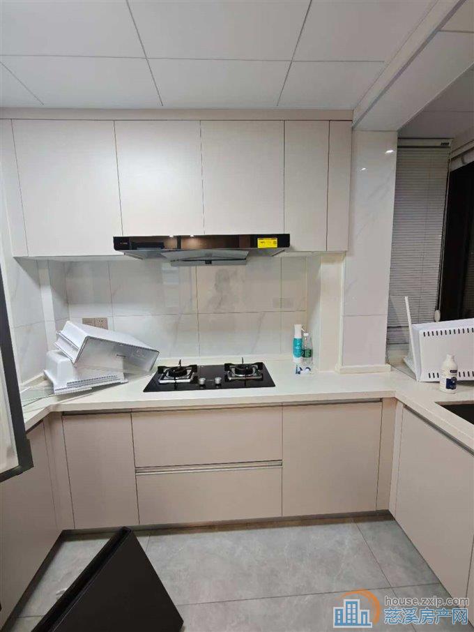 誉林府三室两厅两卫精装修直接房源钥匙在