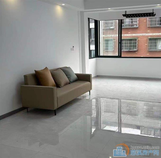 星光家园一期120平3楼三室两厅两卫