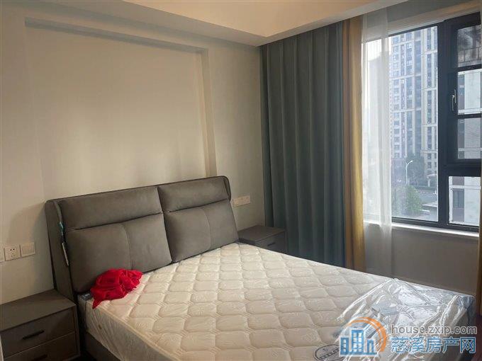 保利俯院江南 精装修 凤凰楼层 位置好