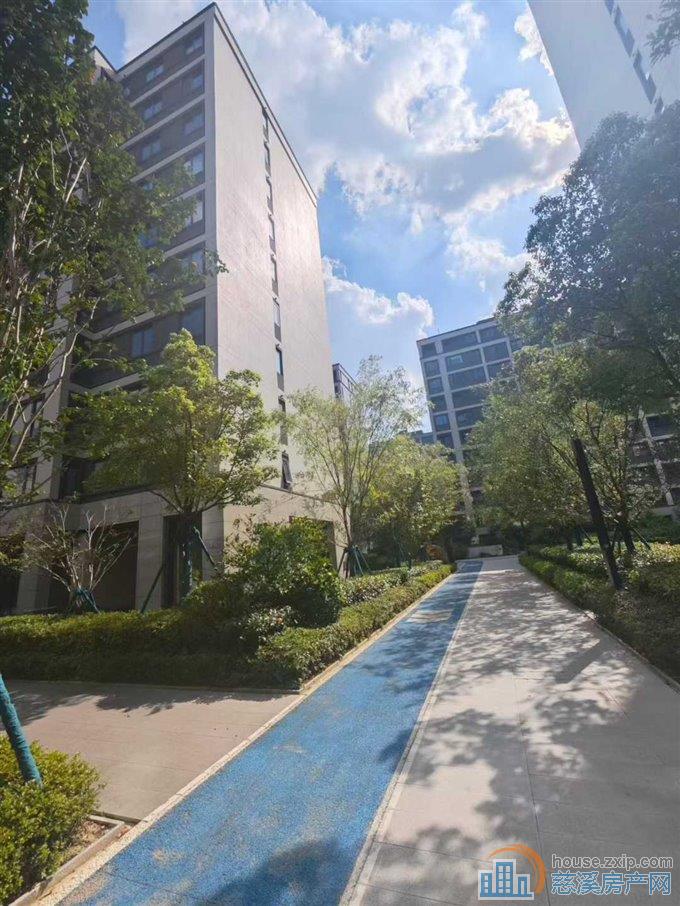 红星东区173平320万直接房源钥匙在