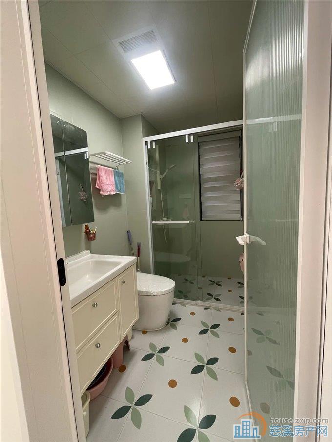 天铂佳苑 精装修 黄金楼层 带车位