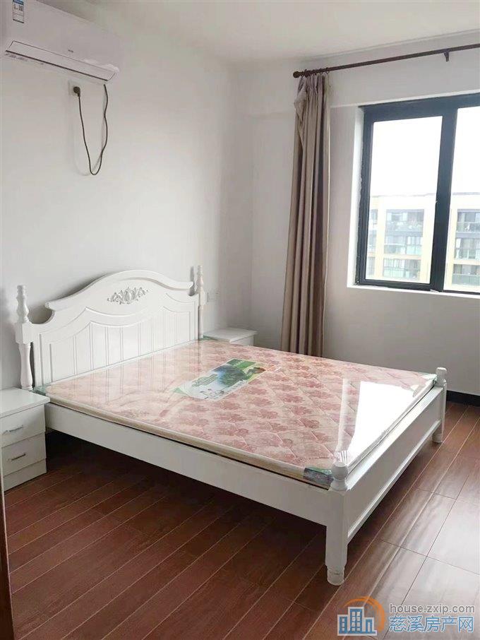 界牌小区电梯房三室+车位精装修直接房源