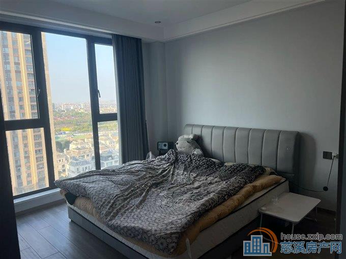 复地御溪雅苑二期 婚装 满五唯一 好楼层