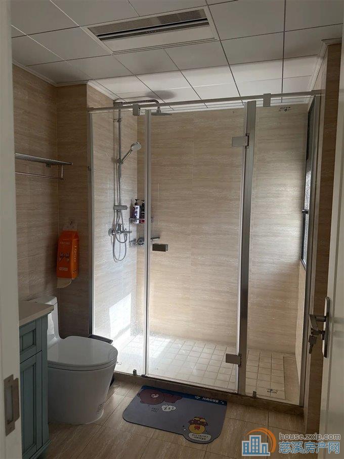 白金湾 精装三房 绿城物业 品质装修拎包