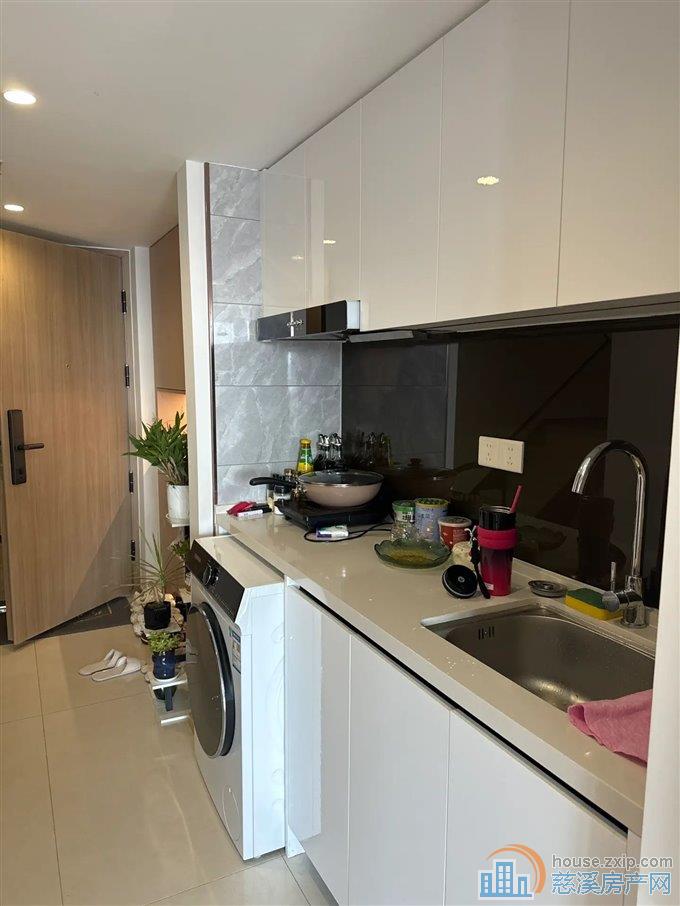 水映天成 复式公寓 精装