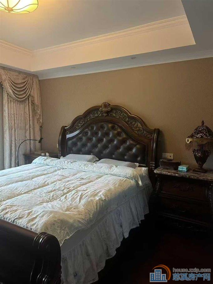 特价房金地鸿悦大平层美式豪装279.8万