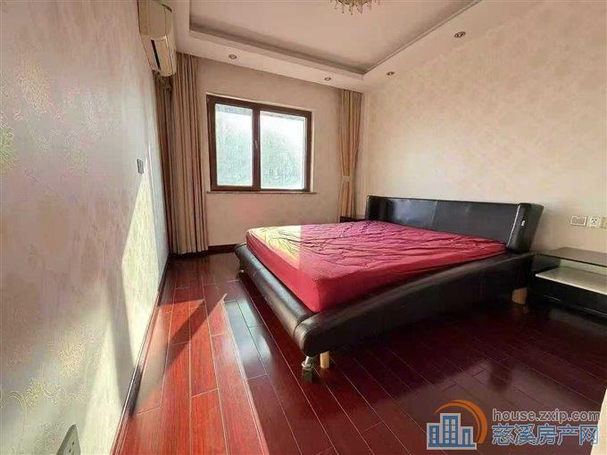 特价和润公寓128平精装带大车库满2年