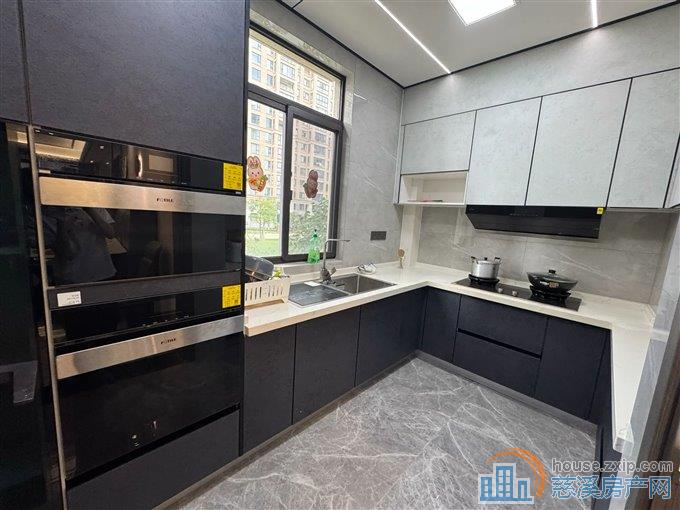 元亨雅园 精装 子母车位 