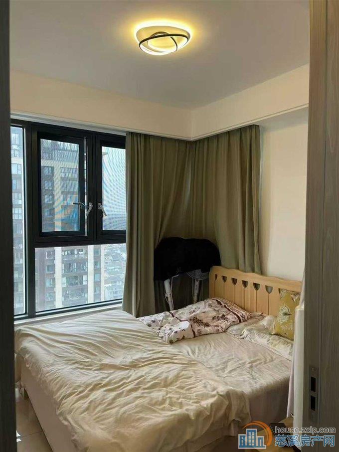 单价8000送车位翡丽湾精装修可拎包入住