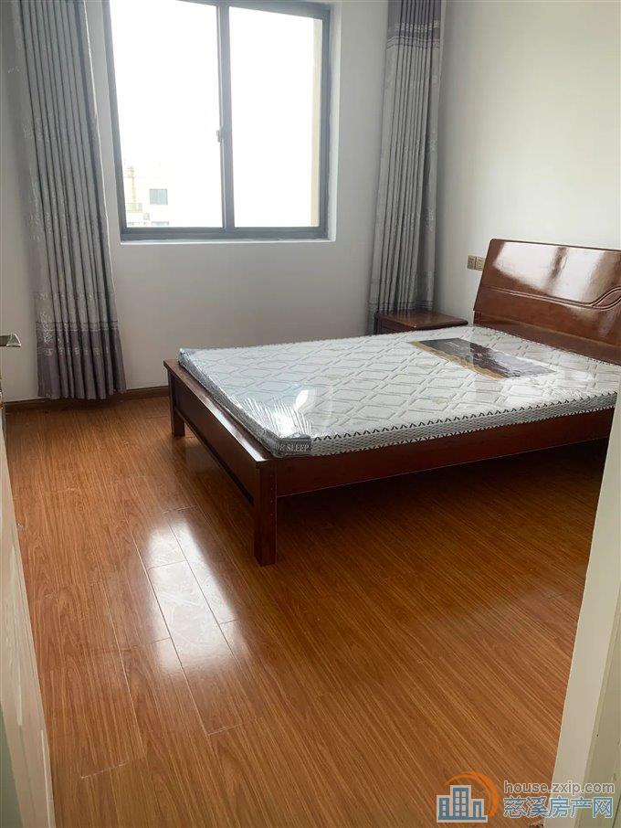 急卖鸣北小区105平98万精装拎包入住