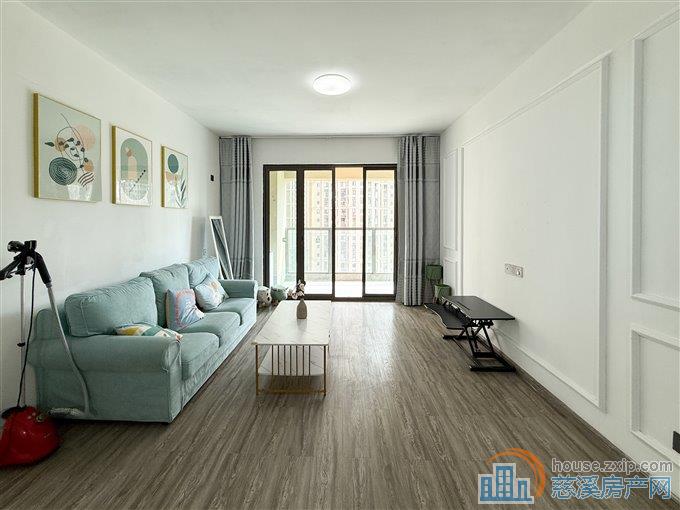 悦华府 精装修127平方163万车位