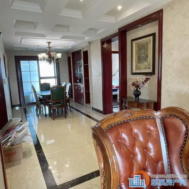 梵石花园 140平136.8万 欧式豪装