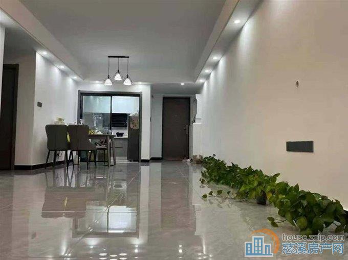 捡漏江滨江岸臻园143平精装150.8万