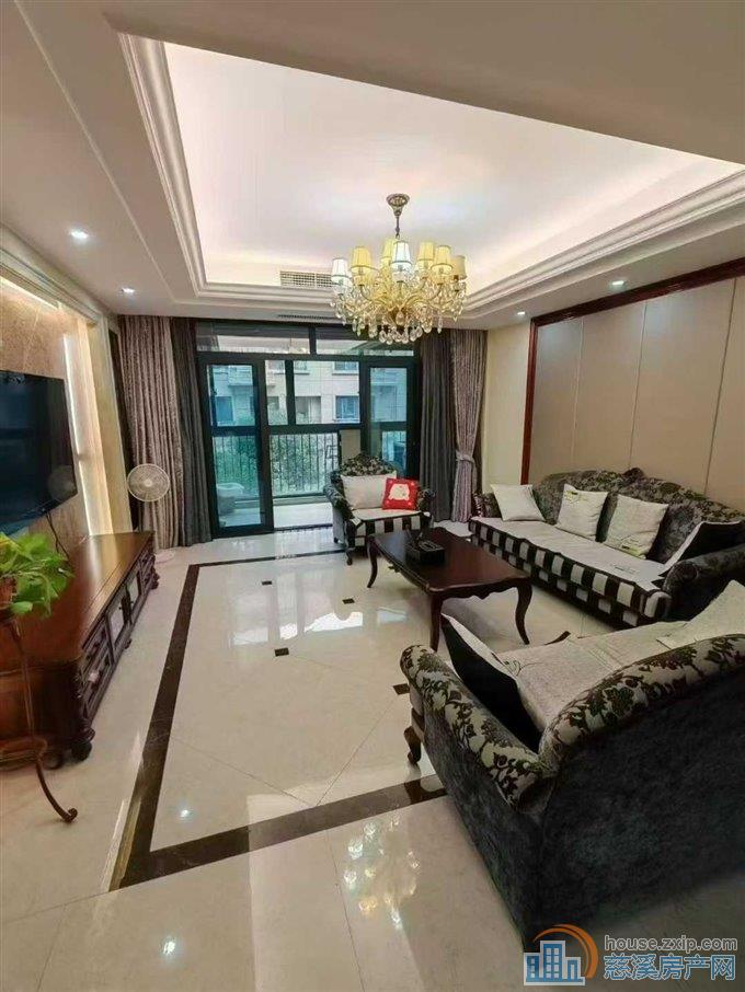 金色港湾洋房128平方+车位欧式精装修