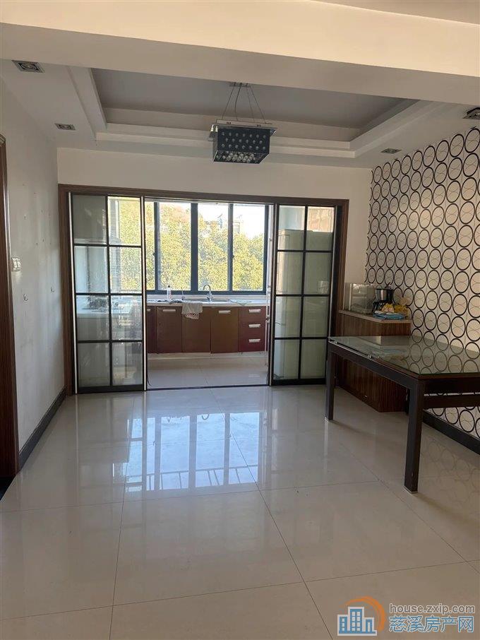 天和家园东区精装125万拎包入住