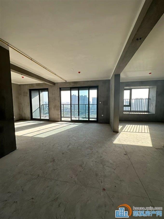 中交玉宸园 129平好楼层带车位198