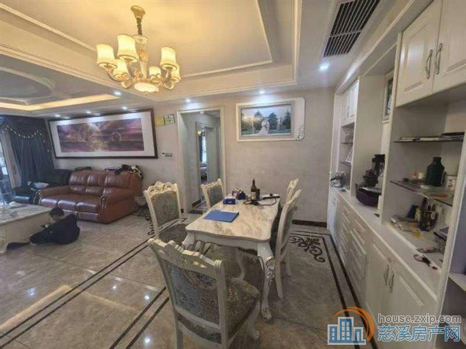 特价房源保利一期 君悦湾 135.8