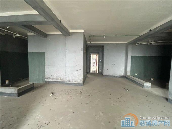 峙山庄园140平3室凤凰楼层带车位