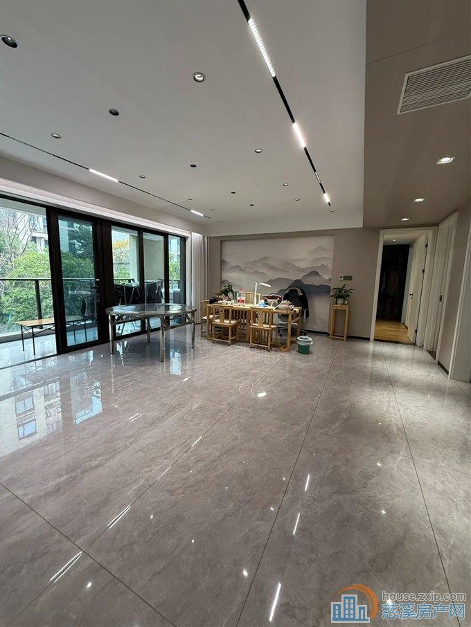 保利俯院江南 精装修 电梯洋房