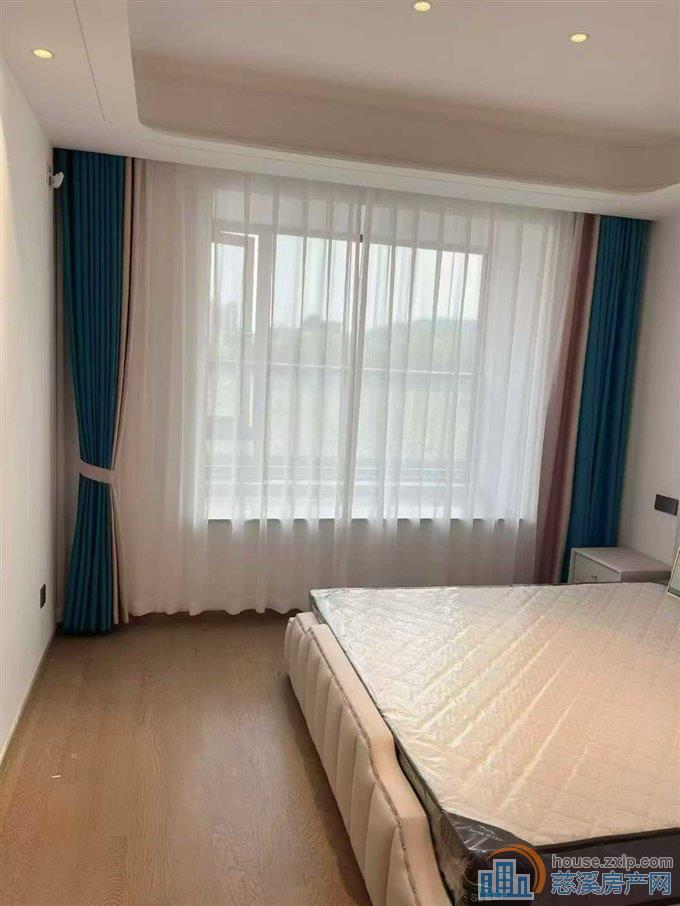 慈澜府一期洋房143平豪装带地暖280万