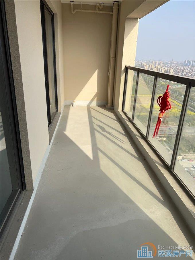 坎墩君塘筑110平110万带车位中间楼层