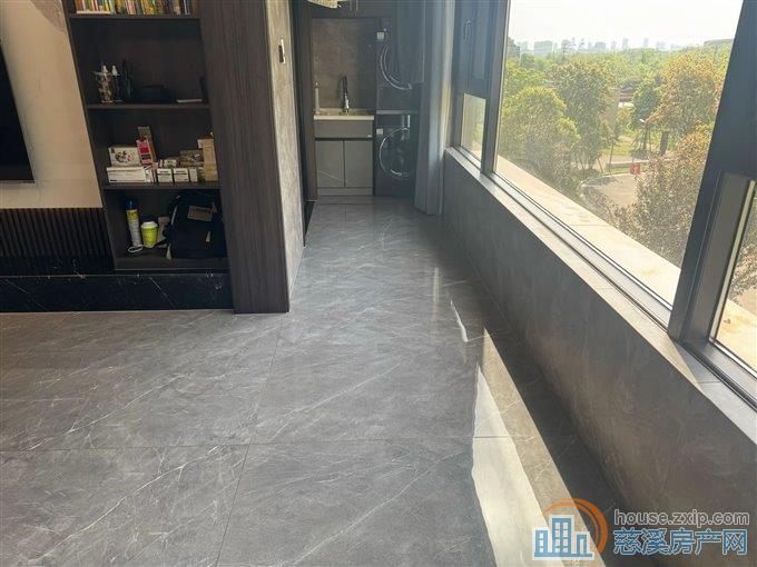 珑玥府143平288万精装修送车位