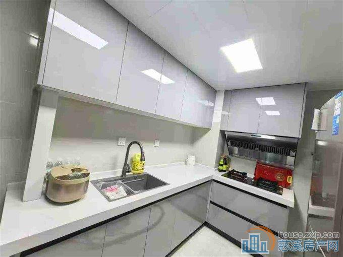 人和家园92平中间层3室自住新装可读书