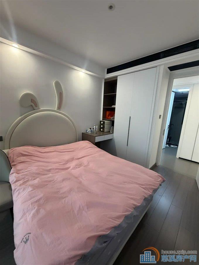 誉林府  114平精装楼层好238万