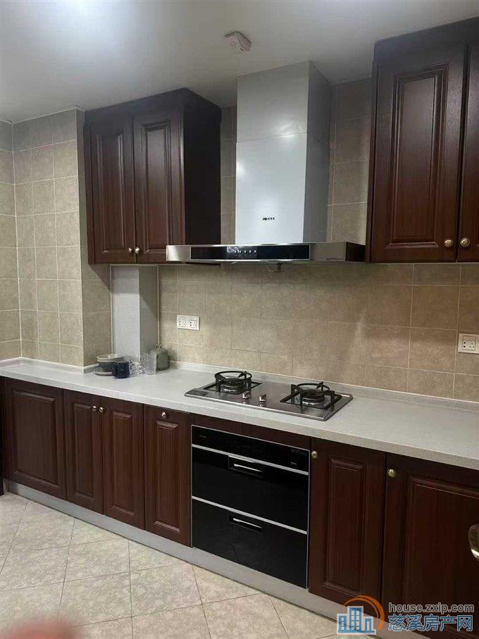 特价房金地鸿悦大平层美式豪装279.8万