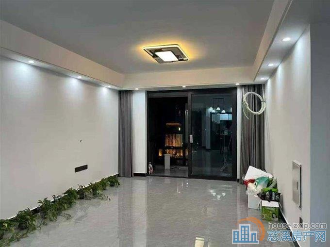 捡漏江滨江岸臻园143平精装150.8万