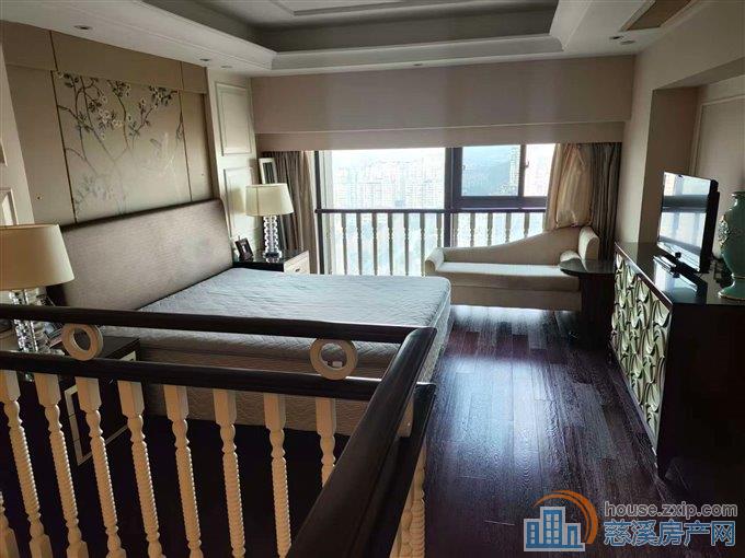 环球酒店伯爵公馆复式   近上林坊银泰