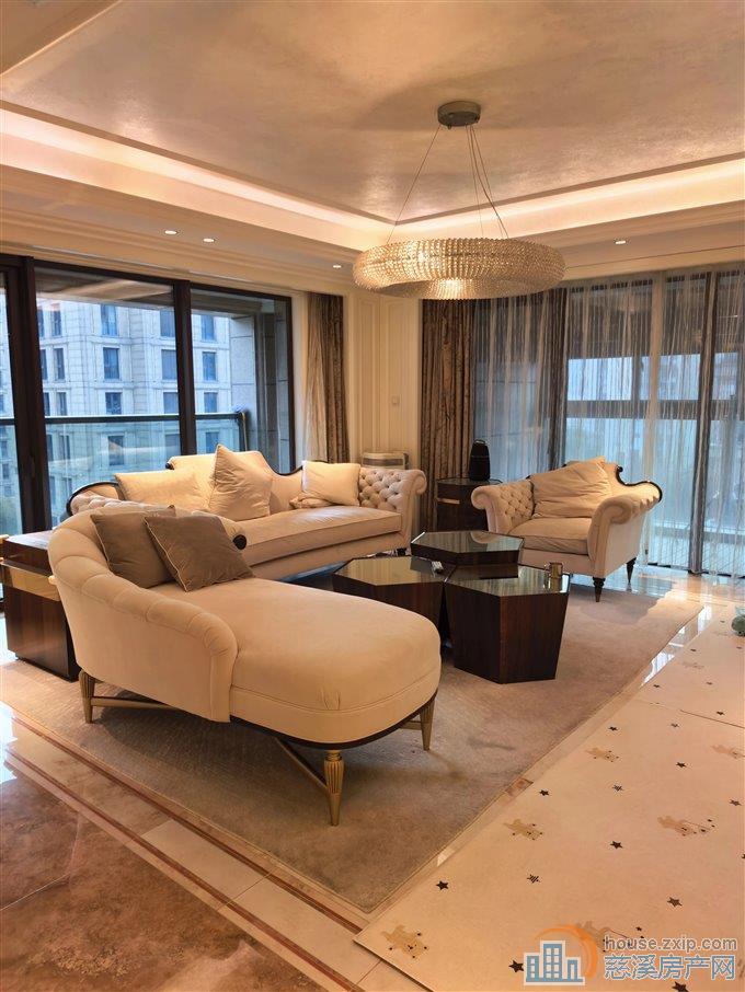 玫瑰园 豪华装修 275平 680万