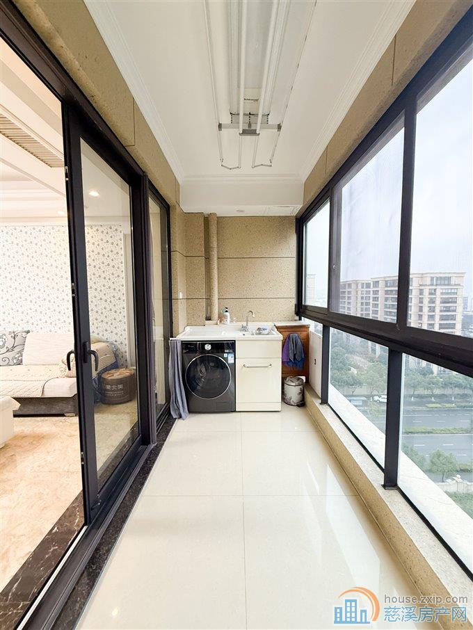 绿城诚园123平169.8万送车位精装修