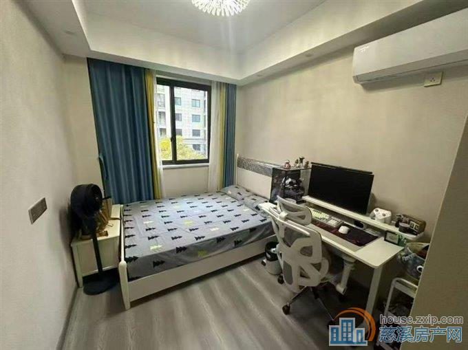 尚德家园90平十车位十储藏间精装99