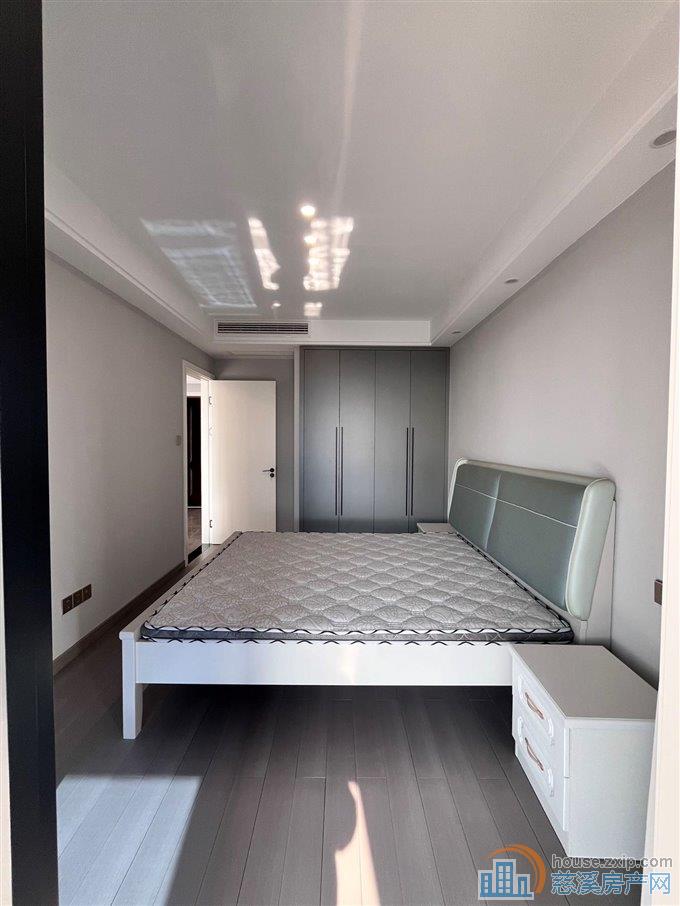 悦华府107平136万精装修