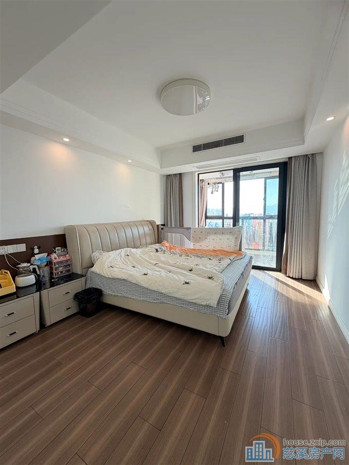 柏顿嘉园一期 精装 送车位满五唯一 边套