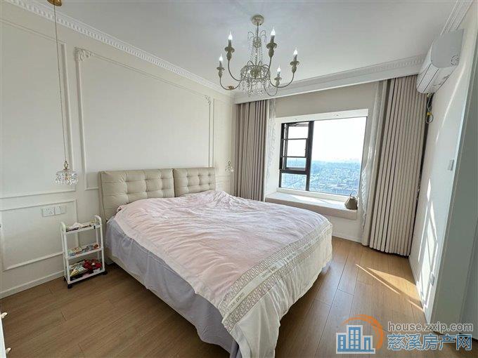 天铂佳苑 精装93平99.8万带车位