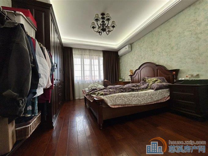 特价 孙塘新村新装修 保养很好  带朝南