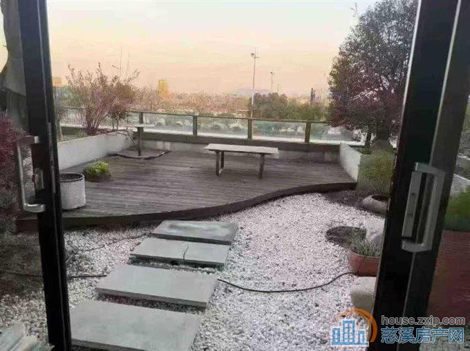 新城大道商铺吾悦楼下，1复2